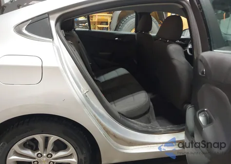 2019 Chevrolet Cruze Lt z USA, uszkodzony, nr VIN 1G1BE5SM6K7102297